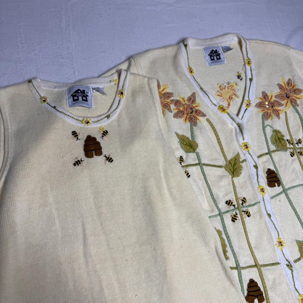 Vintage Storybook Knits Bee Flower Embroidered Cardigan Vest‎ Set Women's M